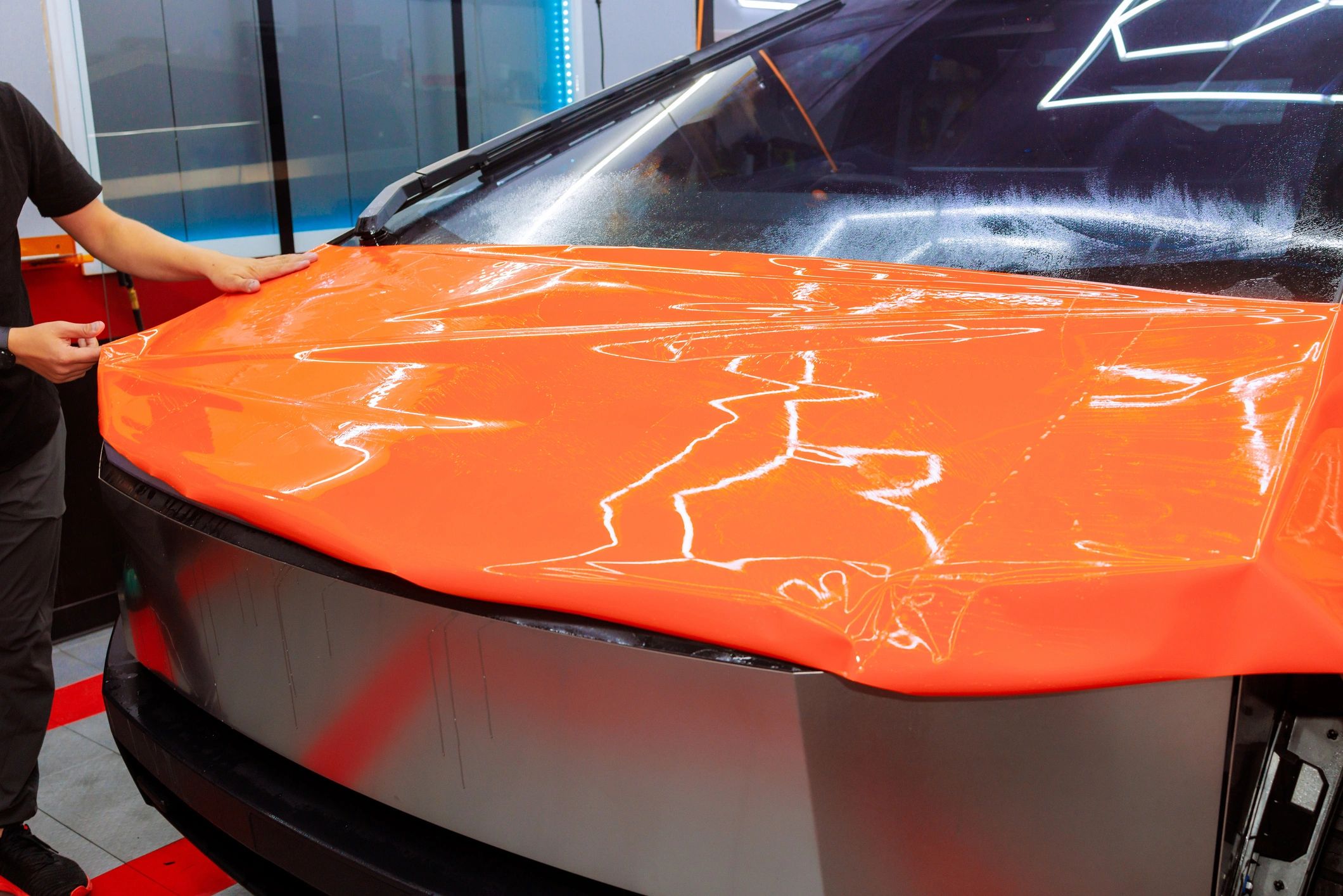 Top Level Customs and Wraps team at work